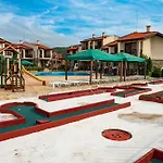 Menada Imperial Heights Apartment