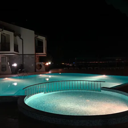 Menada Imperial Heights Apartman
