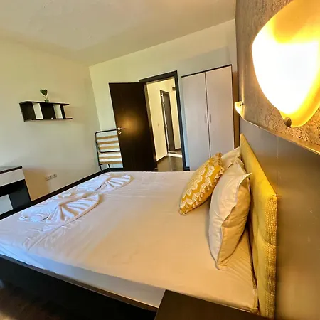 Apartment Menada Imperial Heights *