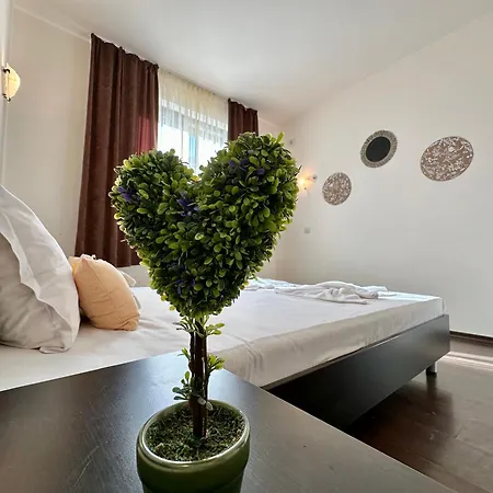 Menada Imperial Heights ساني بيتش