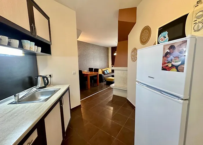 Menada Imperial Heights Apartment