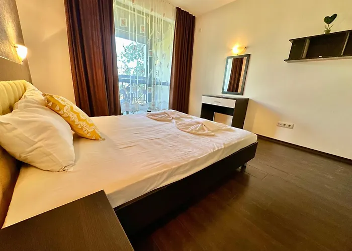 Menada Imperial Heights