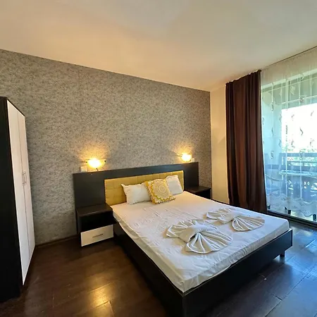 Menada Imperial Heights